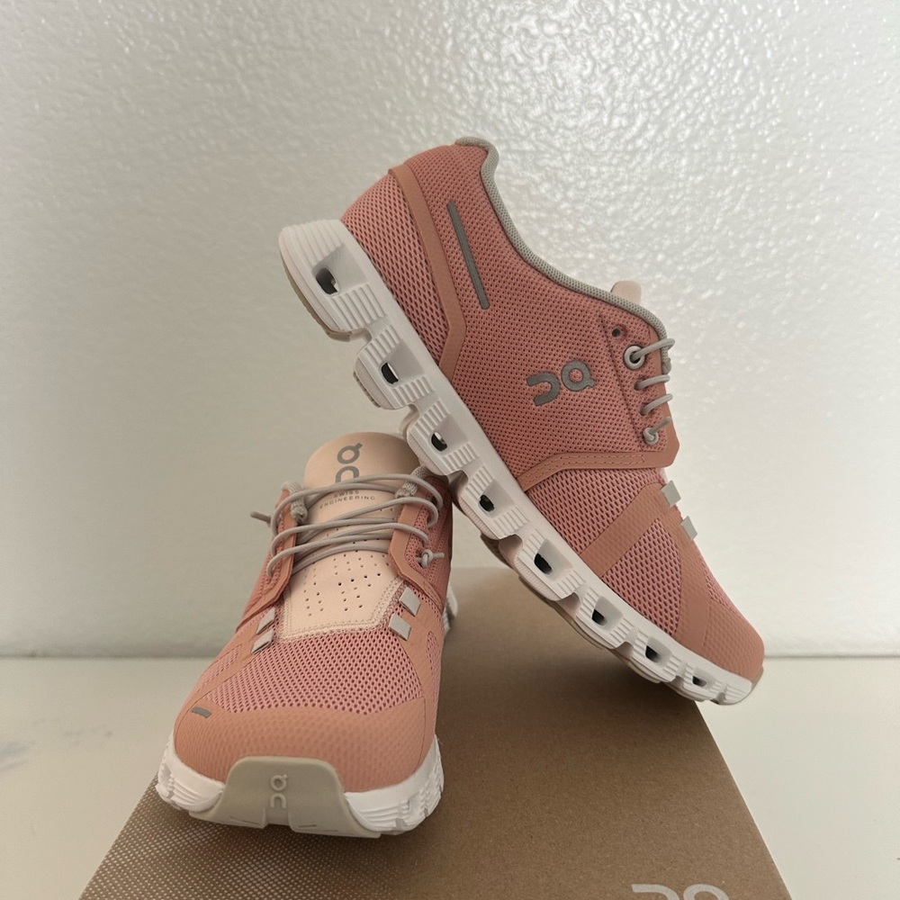 ON Cloud 5 Women’s NEW